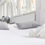 White R كارباش